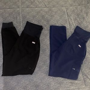 Figs maternity scrub bottoms - set of 2